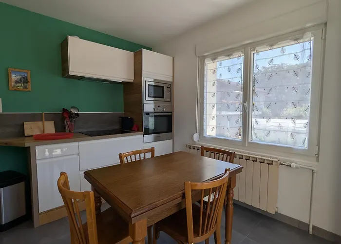 Confortable Avec Terrasse Et Vue Montagne, Proche Loisirs Et Pistes - Fr-1-589-755 *